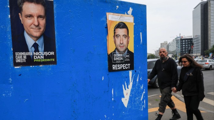 La extrema derecha de Europa es martillar la puerta del