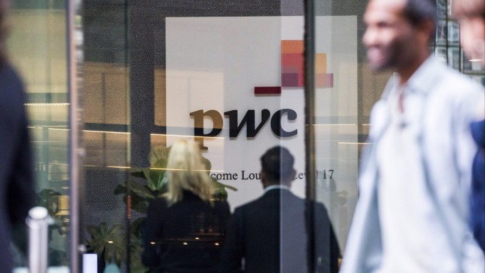 La firma de contabilidad de Four Big Four PwC para
