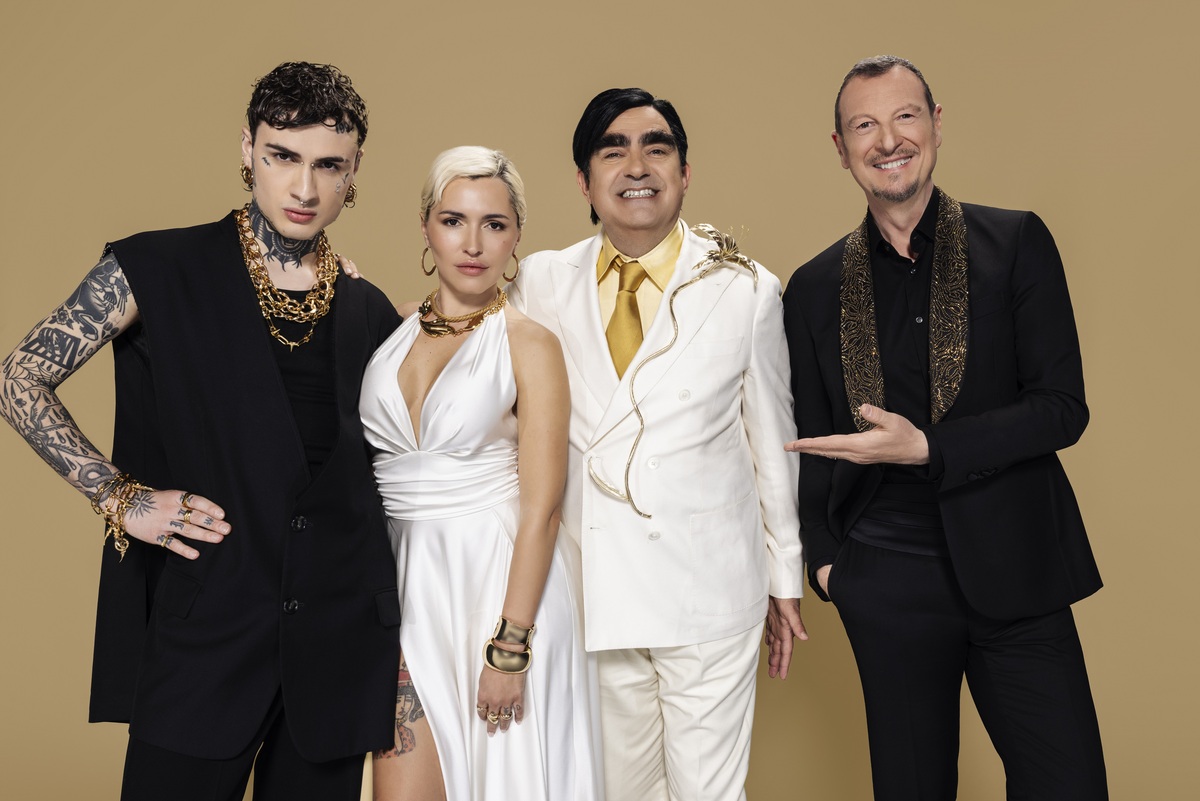 La gente común se convierte en sus mitos musicales, juzgan