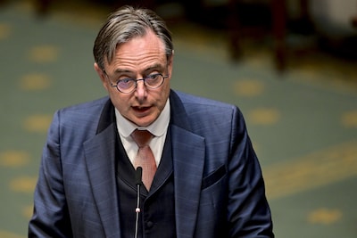 La mayoría de los belgas apoya las reformas de Wever,