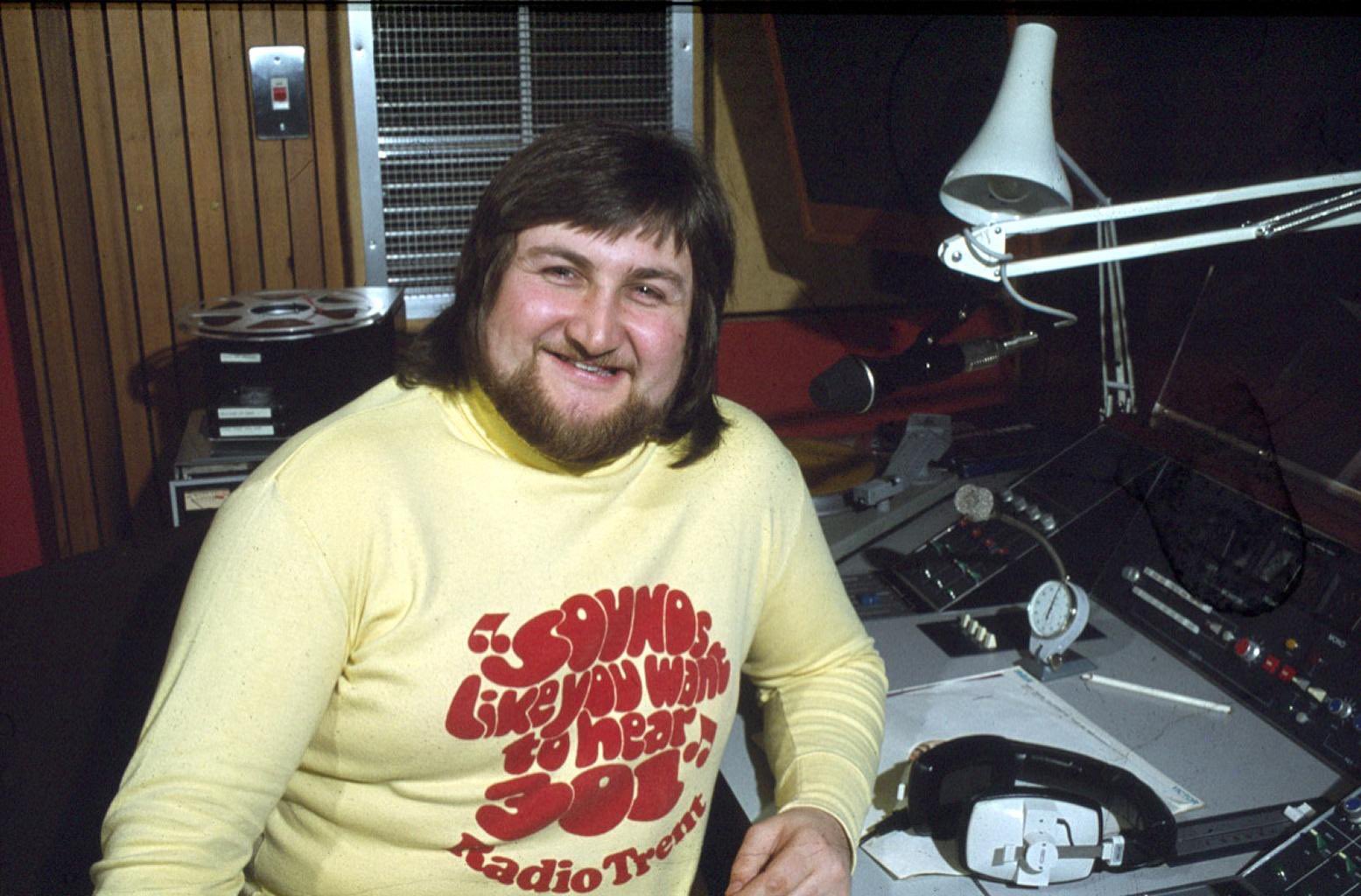 La querida estrella de radio de la BBC muere de