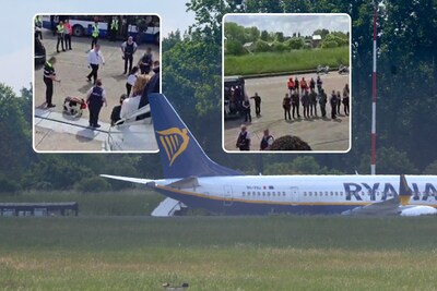 Las imágenes muestran cómo los agentes buscan avión de Ryanair