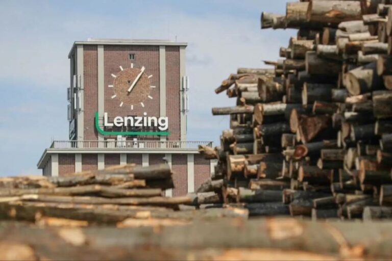 Lenzing escribe negro nuevamente en el primer trimestre