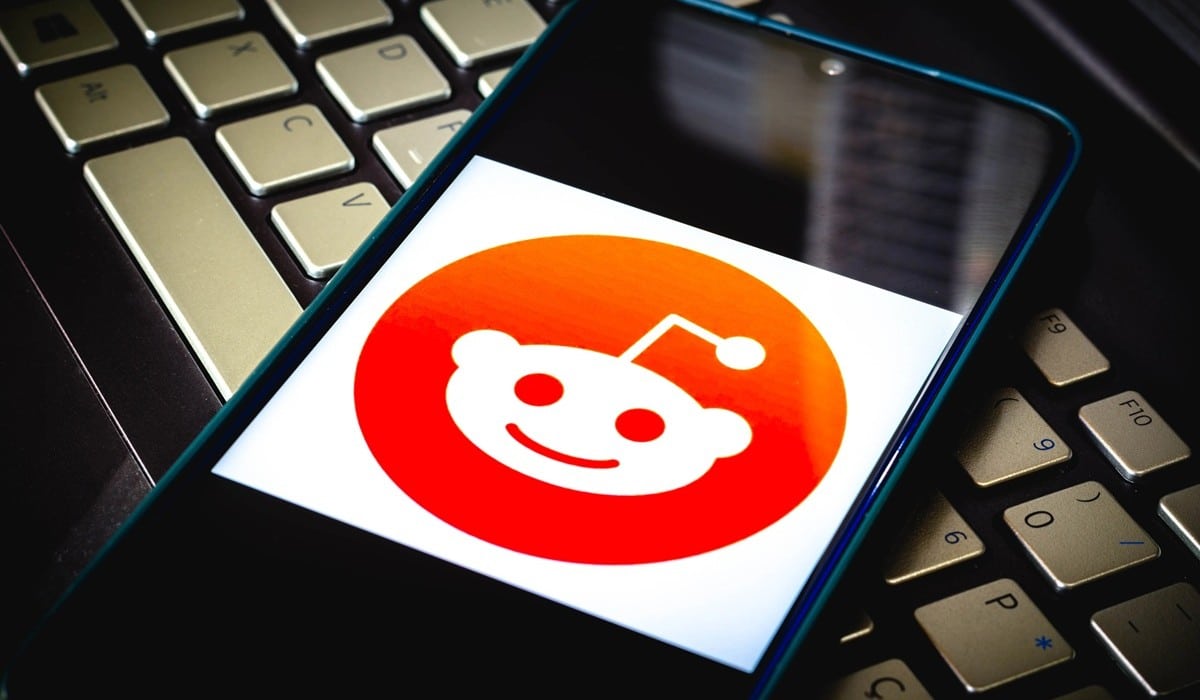 Los bots universitarios han atrapado a Reddit: la plataforma Riposte