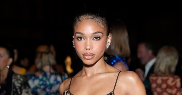 Los rizos suaves de Lori Harvey fueron tan apropiados para