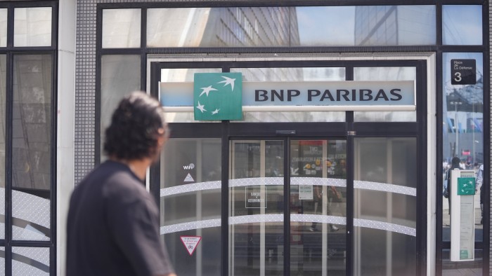 Los vigilantes de los bonos le dan a los bancos