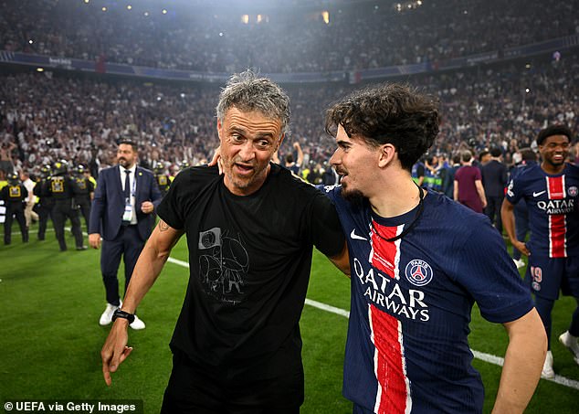 Luis Enrique rinde homenaje emocional a su hija Xana con