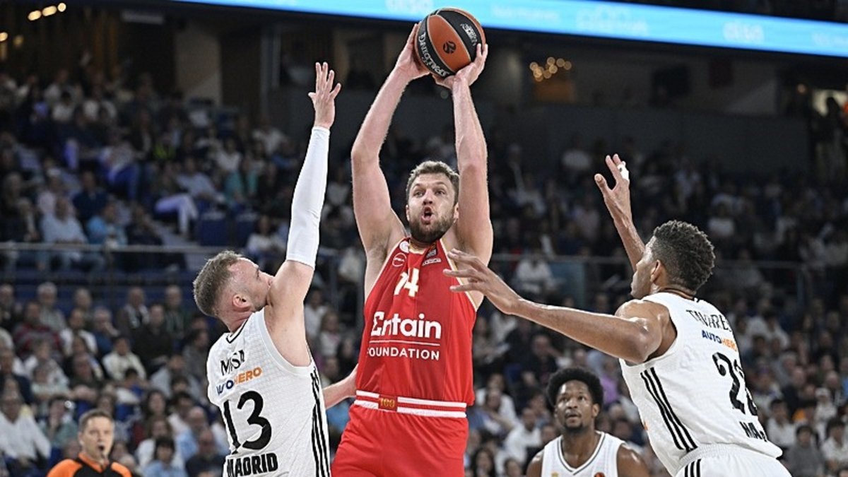 MVP de play-offs en tu Euroliga Sasha Vezenkov