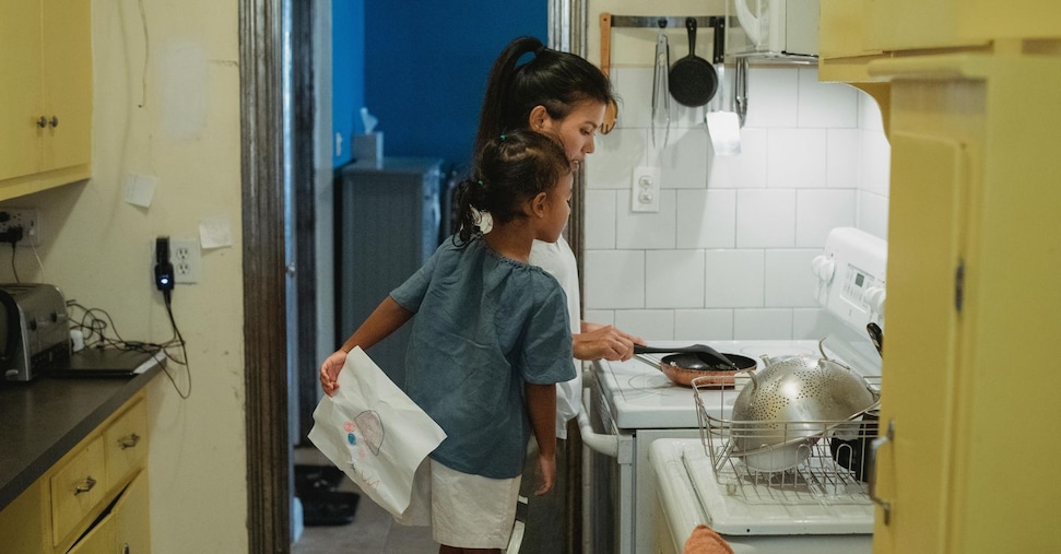Madres solteras aumentando y cada vez más en riesgo de