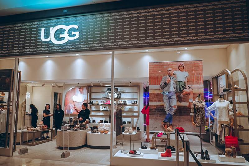 Marcas Deckers: crecimiento de Hoka y Ugg Drive