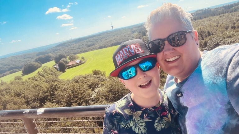 Marieke con su hijo Jip (foto privada).