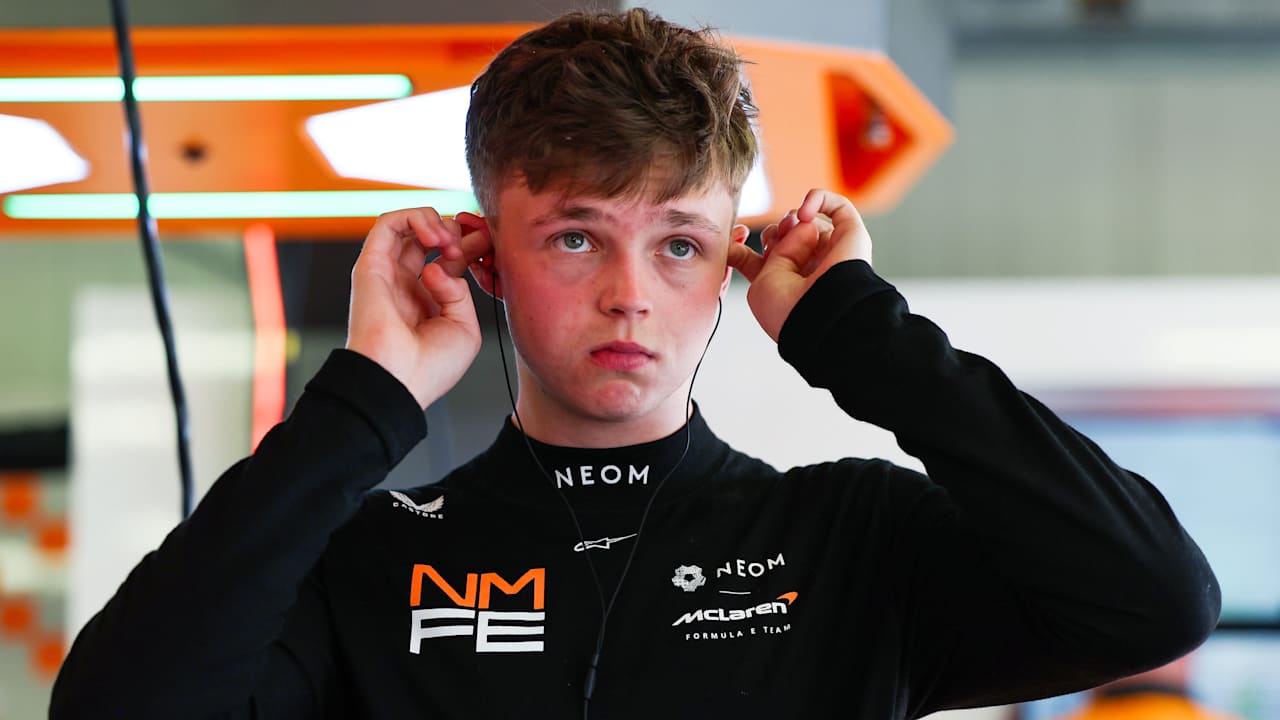 Monaco -kracher - Rowland con choque - Youngster Barnard Holt