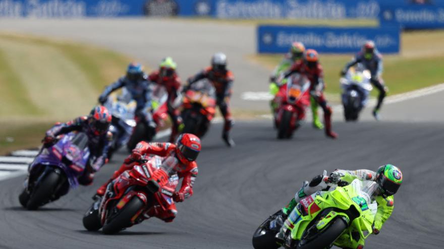 MotoGP, GP Silverstone gana a Bezzecchi: los aspectos más destacados