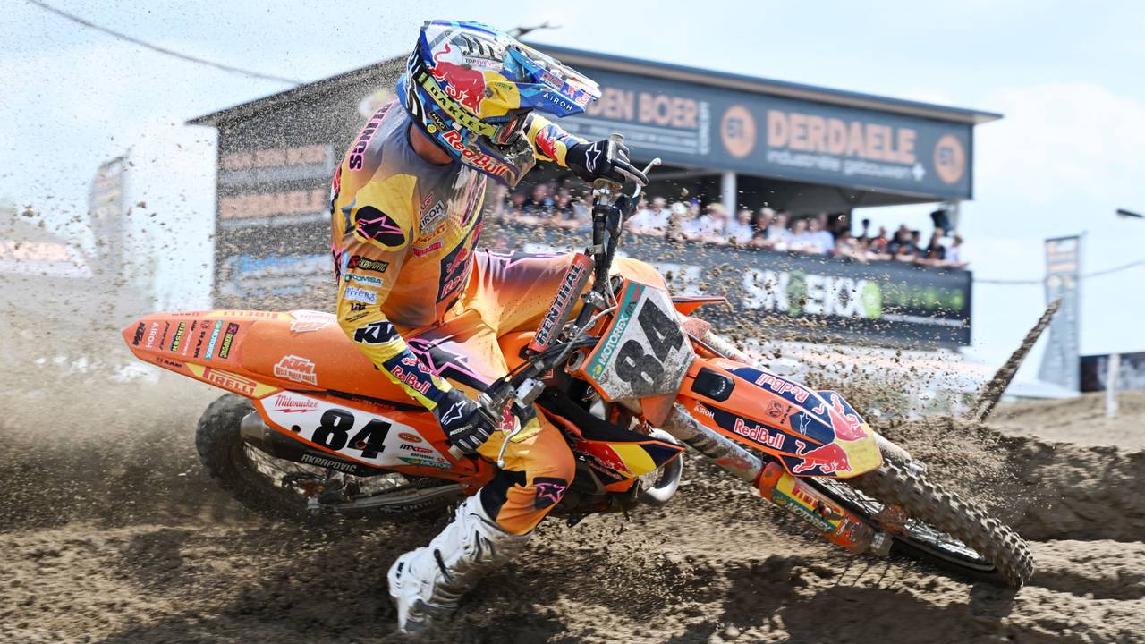 Motocrosser Herlings Book in Dutch Masters Primera victoria estacional