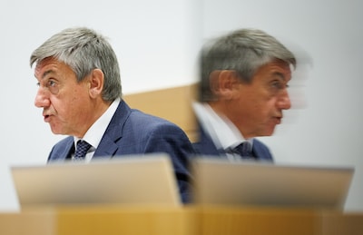 "No error": Jambon y el jefe del gabinete se defienden