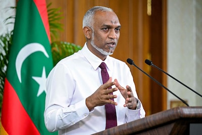 Nuevo récord mundial: el presidente Maldives celebra una conferencia de