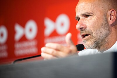 PSV se pierde a cuatro jugadores contra Feyenoord, Peter Bosz