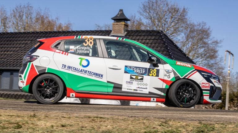 El Renault Clio de Leo Kurstjens y Theo Dijkmans (Foto: Steven Van Veenendaal, Motul Clio Rally Trophy).