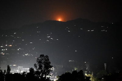 Países vecinos India y Pakistán se bombardean: docenas de bajas