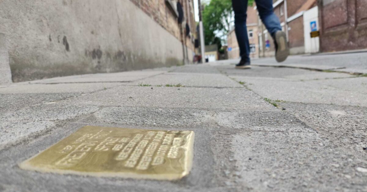 Piedras tropezadas en Roeselare conmemorando a las víctimas de la