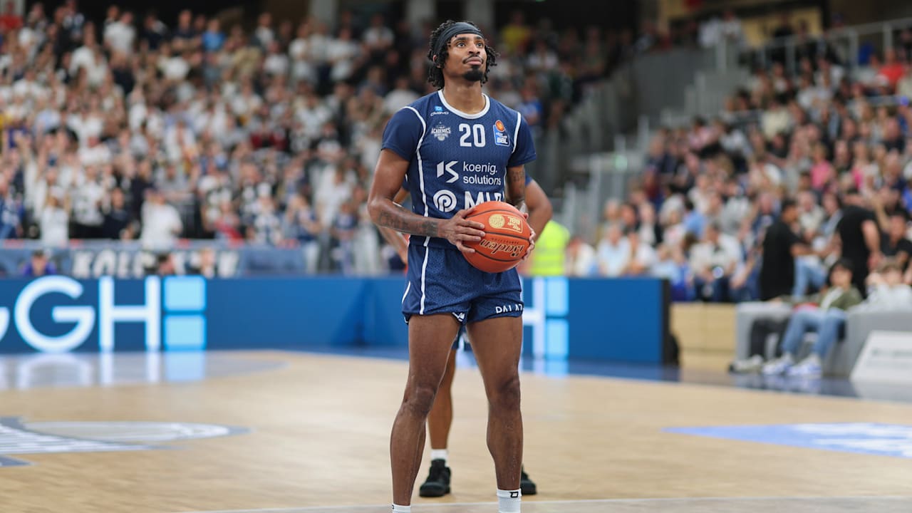 Play-off Surprise Duel-Why Pants puede convertirse en el factor X