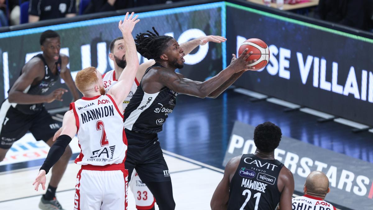 Playoffs, Trapani vence a Reggio Emilia y sigue 2-0. Trento-Milan