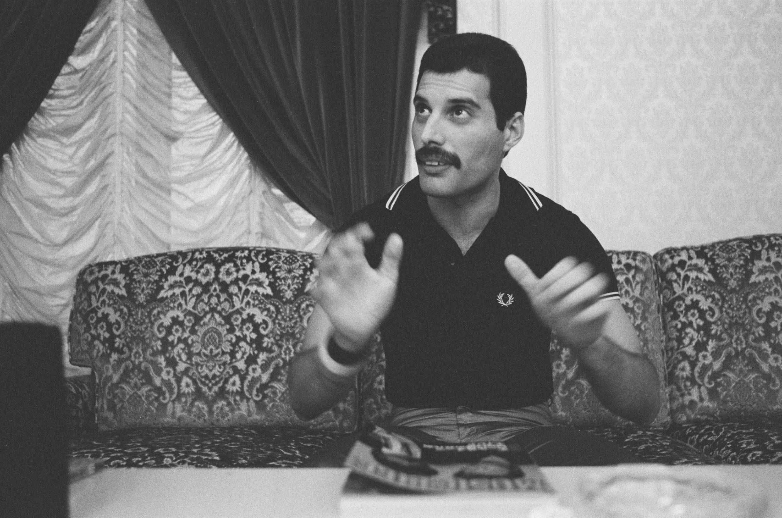 Preguntas frecuentes a la hija de Freddie Mercury: herencia, evidencia