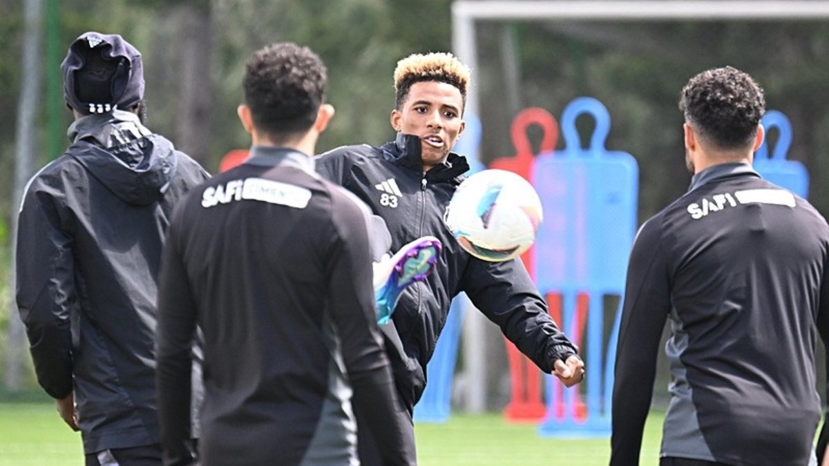 Preparaciones de Fenerbahçe Derby en Beşiktaş