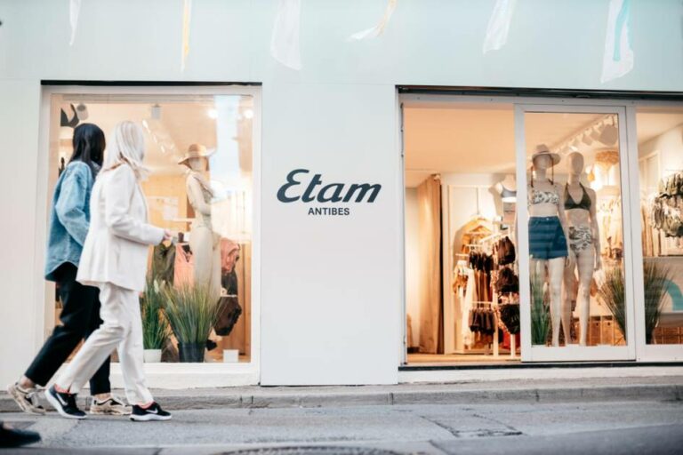 Protesta frente a la sede de ETAM: 55 trabajos en