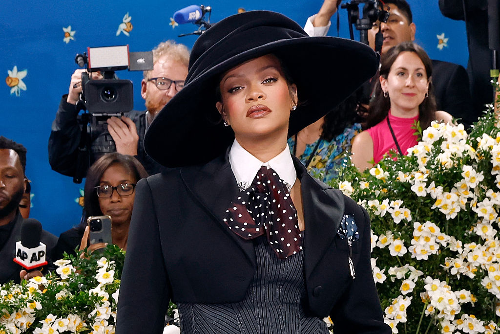 RIHANNA: ¿Graba su nuevo álbum con un bebé en el