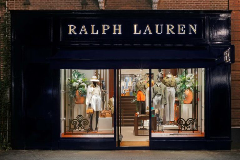 Ralph Lauren sorprende con fuertes resultados anuales