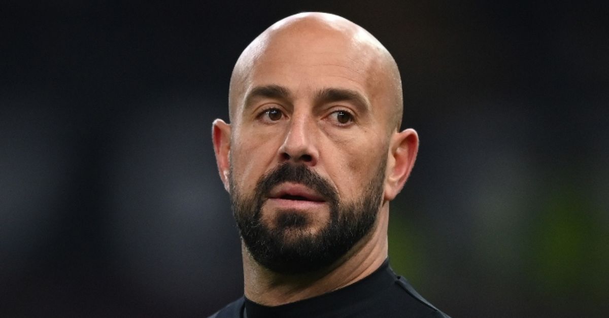 Reina se despide del fútbol a 42 años: se convertirá