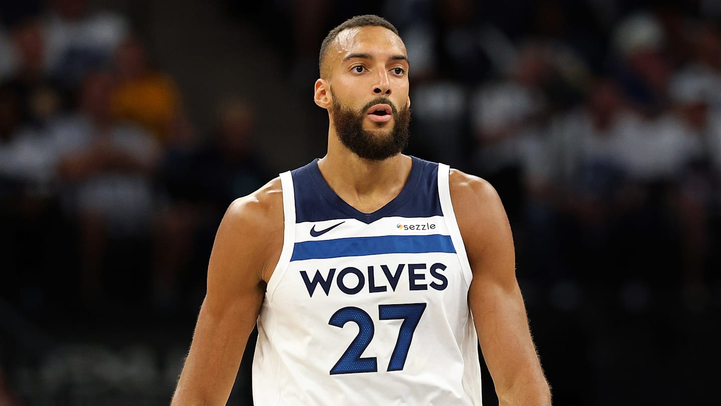 Rudy Gobert arrasa con los Timberwolves de la manera más