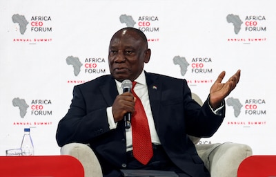 Sudáfrica nuevamente niega el enjuiciamiento de los afrikaners blancos, después