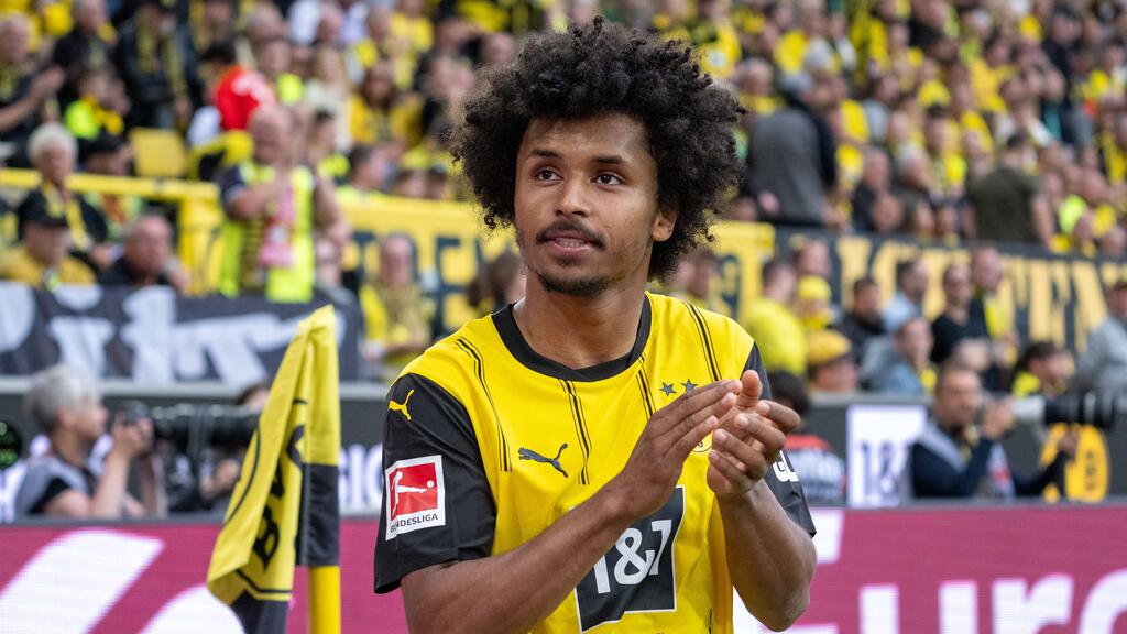 Tendencia a la estrella de BVB Adeyemi presentado
