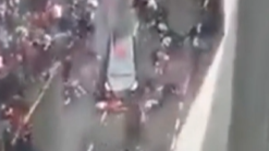 Terror en Liverpool: autos en la multitud durante el desfile