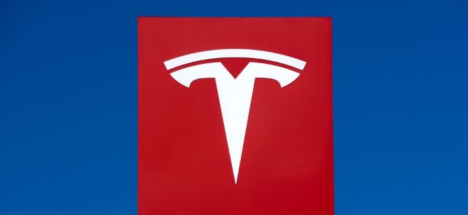 Tesla Share In View: Tesla pierde el jefe de la