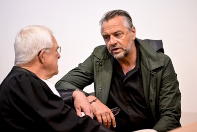 Tom Waes no está presente en el tribunal por juicio