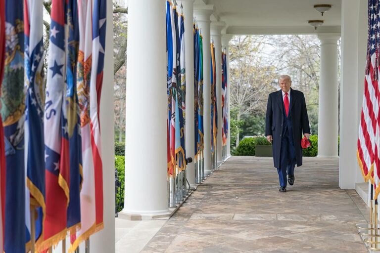 Trump: acuerdo comercial de los Estados Unidos con Gran Bretaña