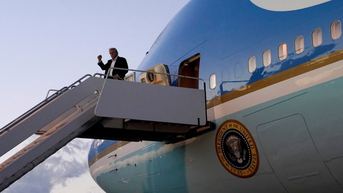 Trump defiende el regalo de 747 Jet de Qatar como