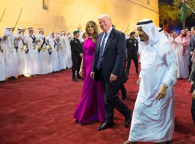 Trump salta a Israel y se enfoca en los estados