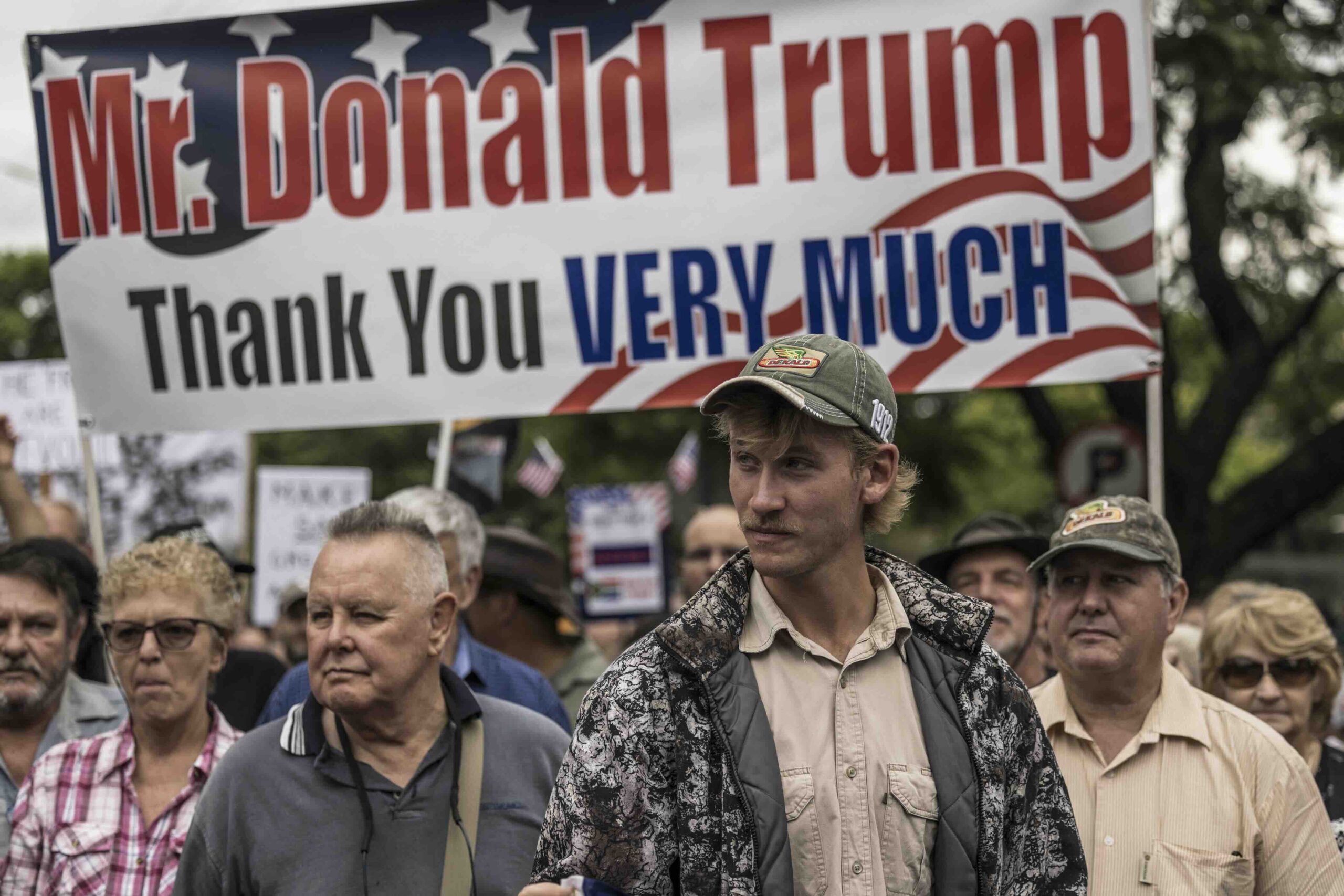 Trump trae a los refugiados a la Casa Blanca -