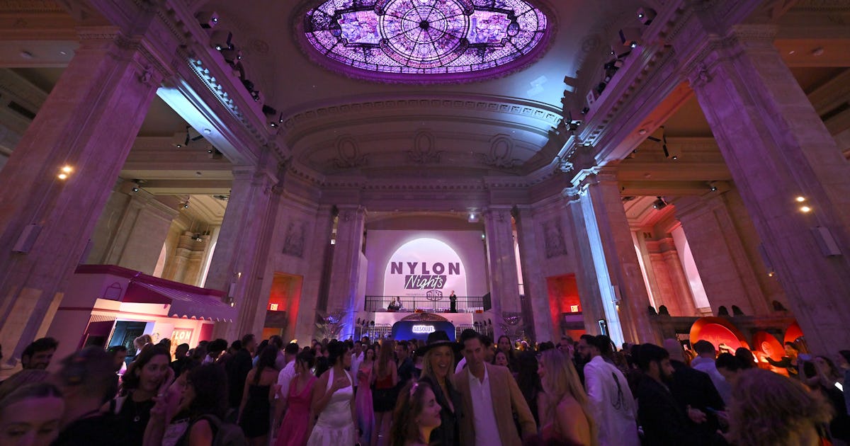 Una residencia de nylon vendrá para el salón de surf