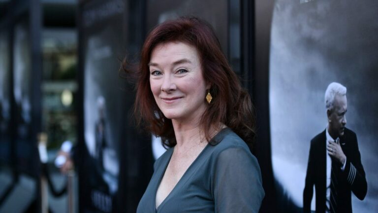 Valerie Mahaffey, actriz ganadora de un Emmy conocida por 'Northern