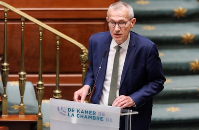 Vandenbroucke: "No se permiten rechazar a los pacientes porque no