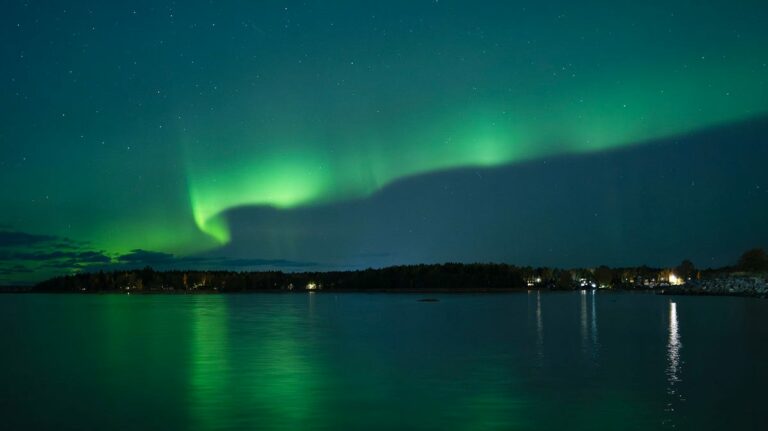 Ve cuáles estados podrían ver las auroras esta noche y