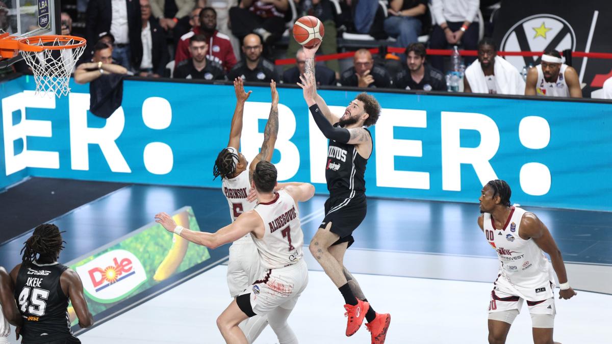 Virtus dobla Trapani y es el primero. En la semifinal