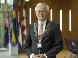 https://api.omroepbrabant.nl/img/f/$width$/$Height$/0.43/0.42/bwvkawevchjvzc80njg2nja0lmpwzz9zdj0ymde5lta3lta3jnn0ptiwmjatmdetmdfumdalm 0ewmcuzqtawizzzt0ymdqwltaxltaxvdawjtnbmdalm0ewmfomc3i9yiyyjnnpzz1xtwlmbgi3etmkjjtmjnusknuskryryrryrigvsak52tsake