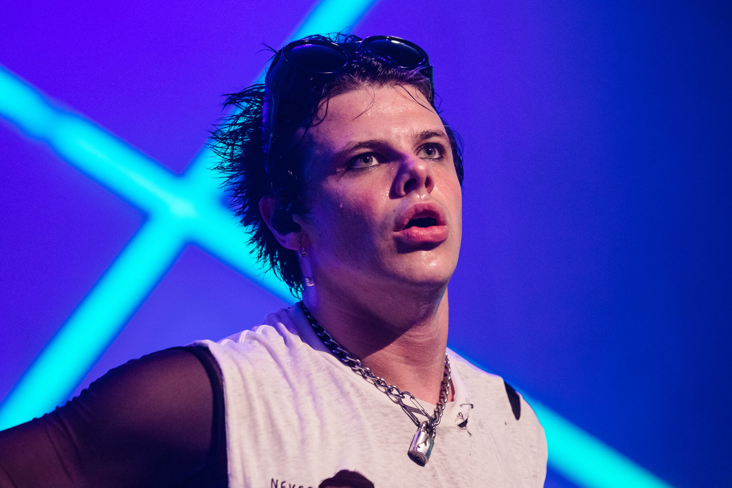 Yungblud anuncia el nuevo álbum de estudio "Idols"