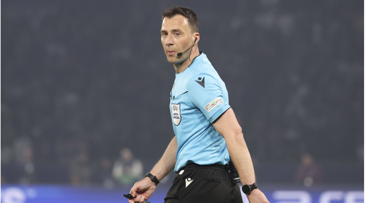 Zwayer dirige el árbitro final de la Europa League en